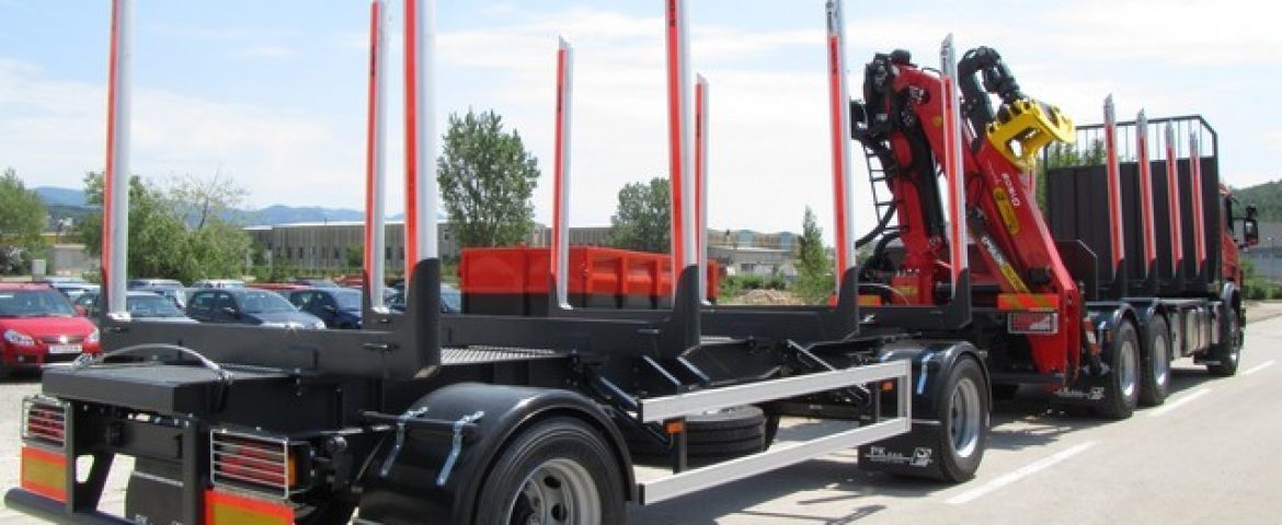 Šumarska nadogradnja s Palfinger Epsilon dizalicom Q150Z i šumarska prikolica PSM 200 za tvrtku Scania BiH